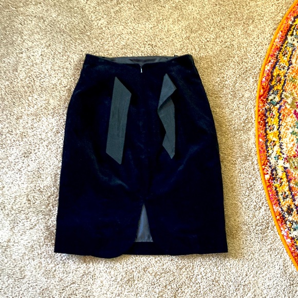 Vintage Black Velvet Pencil Skirt - Picture 4 of 4